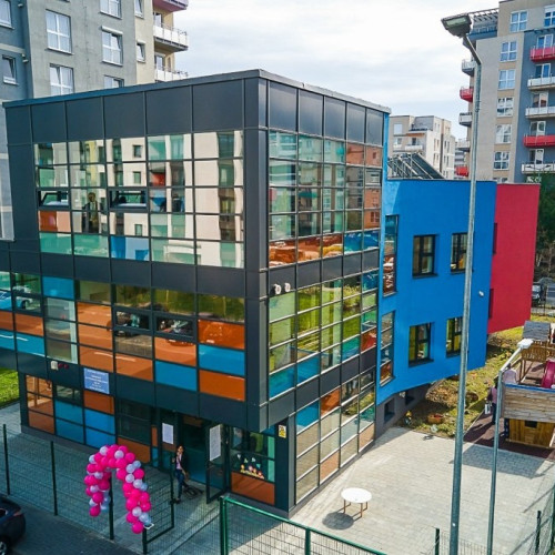 Investițiile în educația copiilor din Brașov, o prioritate în mandatul primarului Coliban