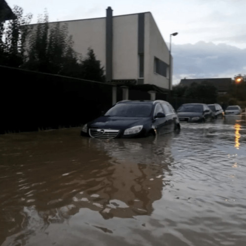 Apele Române investesc 10 milioane de euro pentru reabilitarea digurilor pe pârâul Ghimbășel