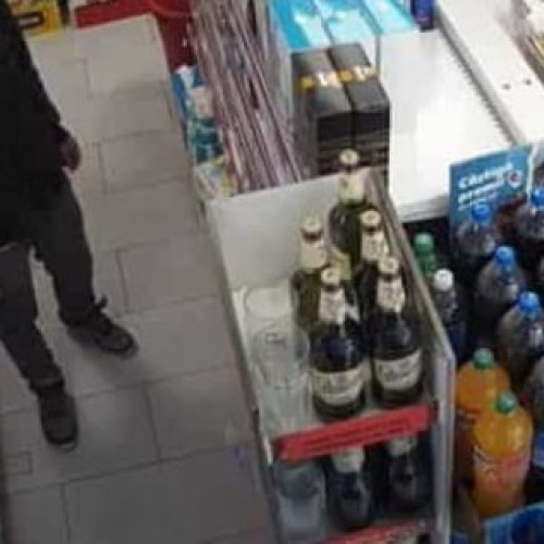 Furt de alcool în Brașov: un bărbat reținut