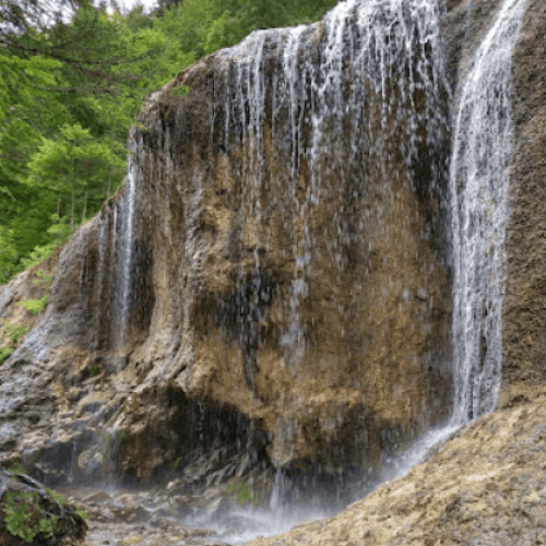 Vama Buzaului: O destinație ideală pentru o escapadă în natură