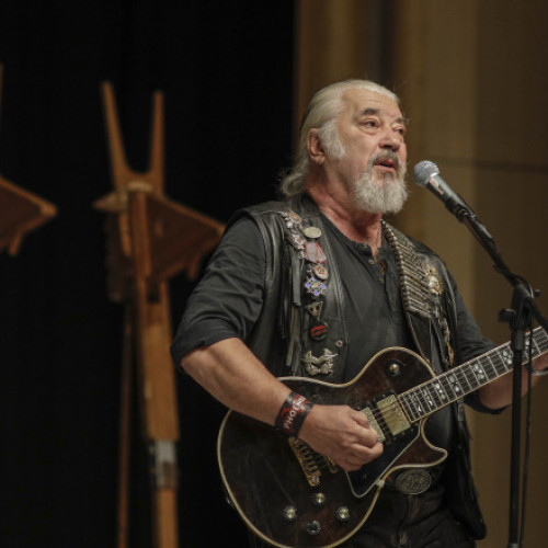 Regrete și amintiri: Mircea Baniciu despre Nicu Covaci, liderul trupei Phoenix