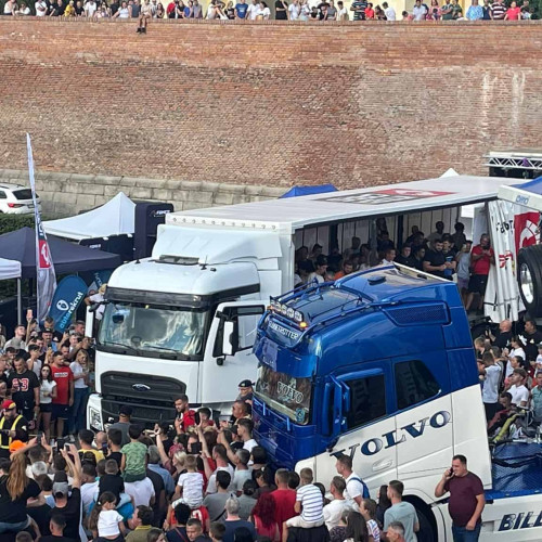 Radu Valahu stabilește un nou record la Truck Tuning Art 2024