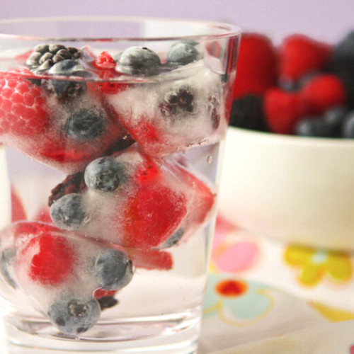 Canicula și alimentația: sfaturi pentru a rămâne hidratat