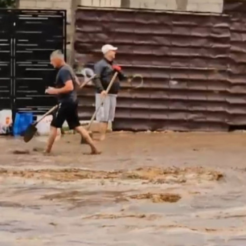 Potop pe litoralul românesc în plin sezon al concediilor