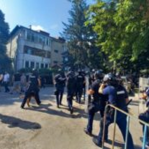 Jandarmii Botoșani au desfășurat un exercițiu practic pe Stadionul Municipal