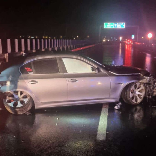 Trei răniți în urma unui accident rutier pe autostrada A1
