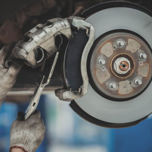 Semnele care indică cedarea frânelor unei mașini