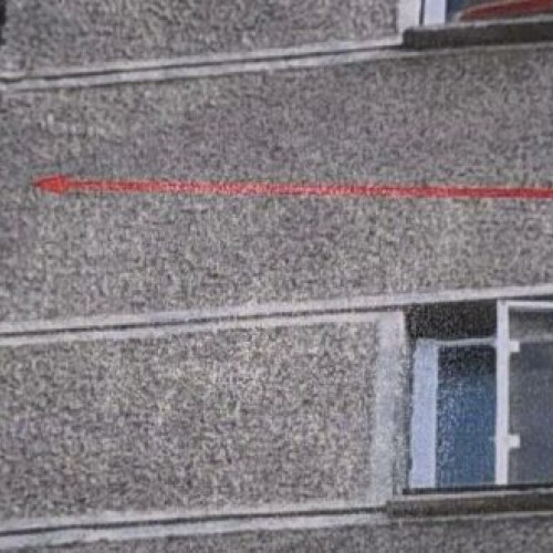 Prefectul Daniel Onofrei, în alertă după desprinderea tencuielii de pe clădirea AJOFM Vaslui