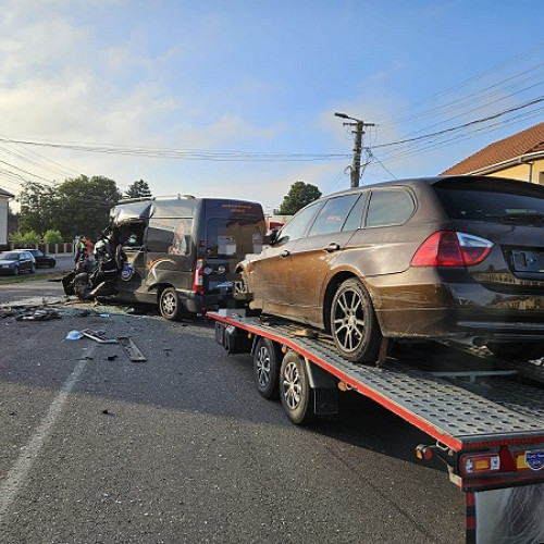 Intervenție a pompersilor la un accident rutier în Dorolt