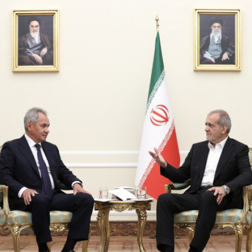 Rusia furnizează Iranului sisteme avansate de apărare aeriană