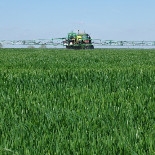 Daniel Buda atrage atenția asupra riscului pierderii a 500 de milioane de euro pentru agricultura românească