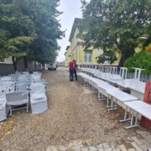 Elevii din comuna Prajeni beneficiază de noi echipamente educaționale