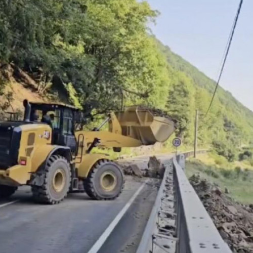 Circulația rutieră pe Valea Oltului se redeschide mai devreme