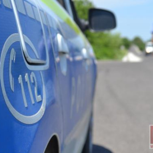 Bărbat din Botoșani prins conducând fără autorizație pentru transportul public de persoane