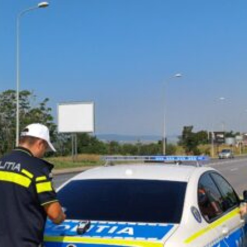 Botoșănean oprit de poliție după ce s-a urcat băut la volan