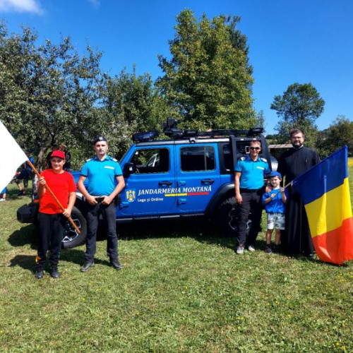 Tinerii din Tabăra Creștină de la Rohia visează să devină jandarmi montani