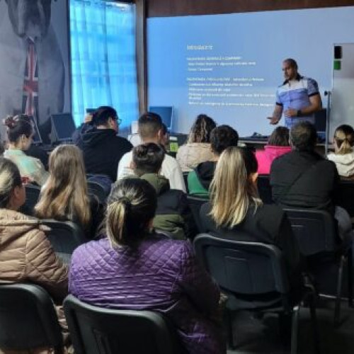 Activități preventive organizate de poliție la Zilele comunei Hoceni