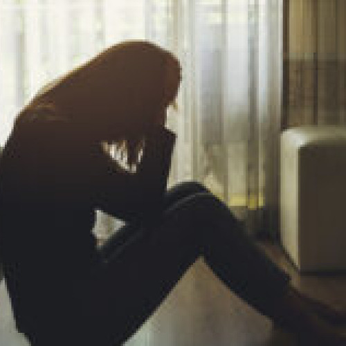 Victimele abuzului sexual: explicații psihologice și traume pe termen lung