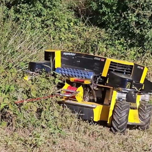 DRDP Brașov a achiziționat un robot teleghidat pentru întreținerea drumurilor