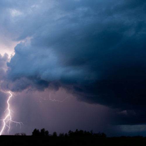 Alerte de vreme severă anunțate de meteorologi