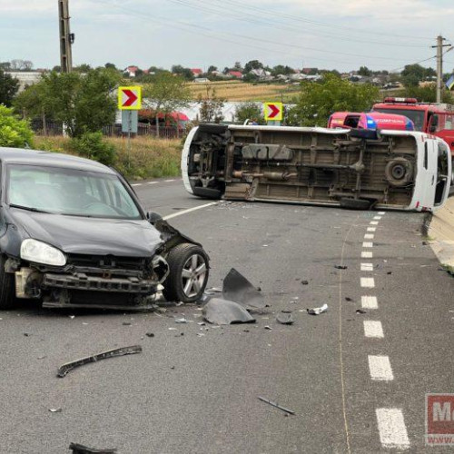 Accident grav cu microbuz în județul Botoșani – trei răniți