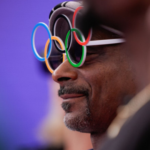 Billie Eilish, Snoop Dogg și Red Hot Chili Peppers, pe scena ceremoniei de închidere a Jocurilor Olimpice de vară