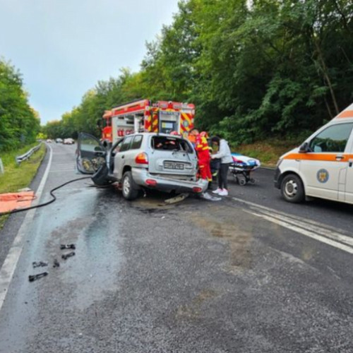 Trei persoane rănite într-un accident pe DN 1