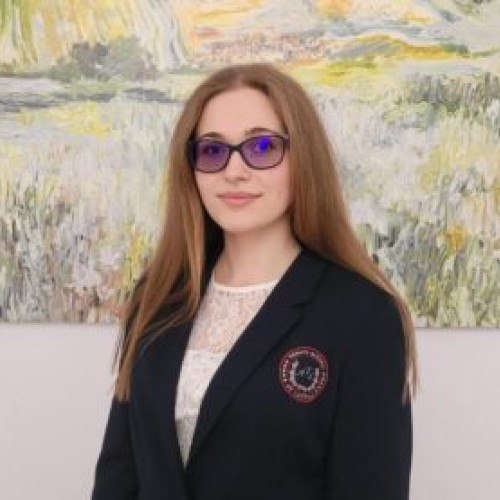 O tânără din Botoșani a fost admisă la Medicină cu media 10