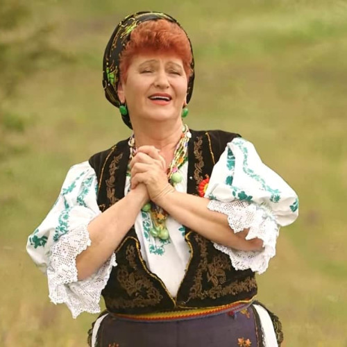 Veta biris sărbătorește 75 de ani de muzică populară