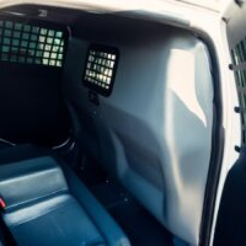 Un bărbat a fost arestat pentru furtul unei navete cu bere în Botoșani