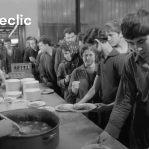 Imagini de arhivă din perioada comunistă, publicate online