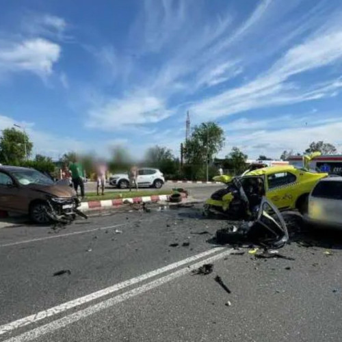 Accident grav pe E85 în Buzău: un șofer de taxi decedat