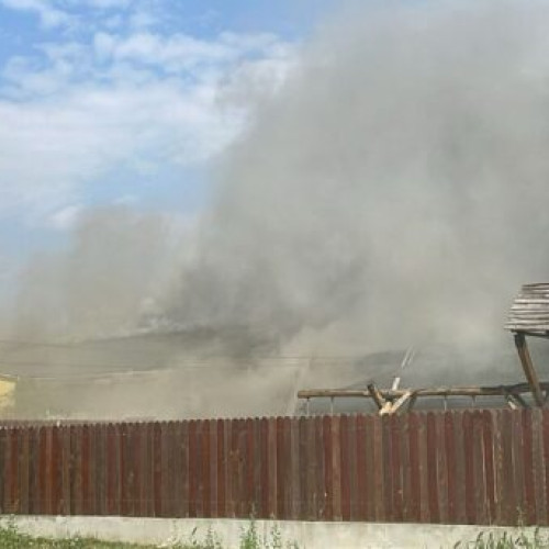 Incendiu la căminul cultural din comuna Nicolae Bălcescu