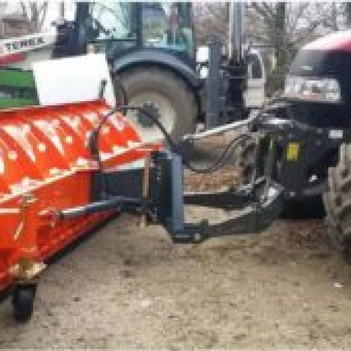 Primăria din Blăndărești a achiziționat un utilaj de deszăpezire