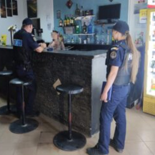 Amenzi mari aplicate de poliția botoșăneană operatorilor economici din Flămânzi