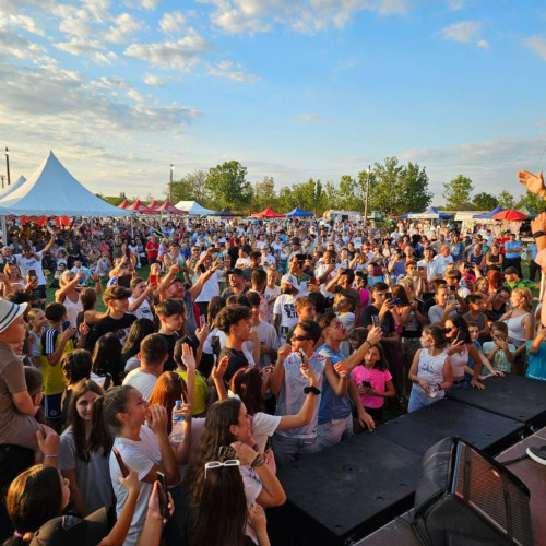 Dobra sărbătorește Ziua Comunei cu invitați de seamă și focuri de artificii