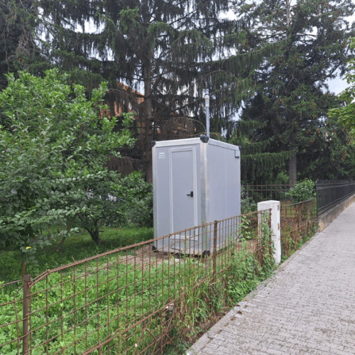 Agenția pentru Protecția Mediului Brașov a instalat o nouă stație de monitorizare a calității aerului în Făgăraș