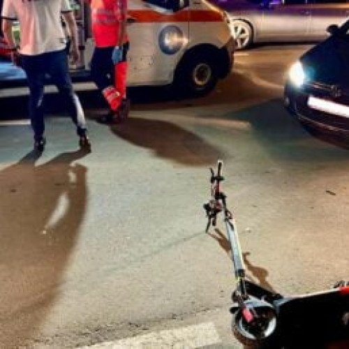 Accident rutier în Brașov: O femeie de 21 de ani, rănită în timp ce conducea o trotinetă electrică