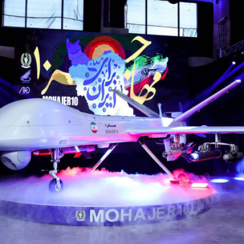 Iranul își prezintă dronele Mohajer-10 la o expoziție în Rusia