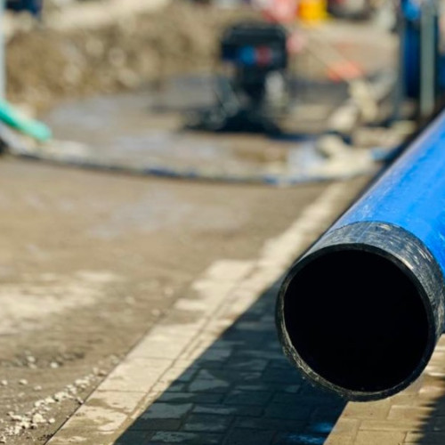 Primăria Bacău semnează un contract pentru apă și canalizare în patru cartiere
