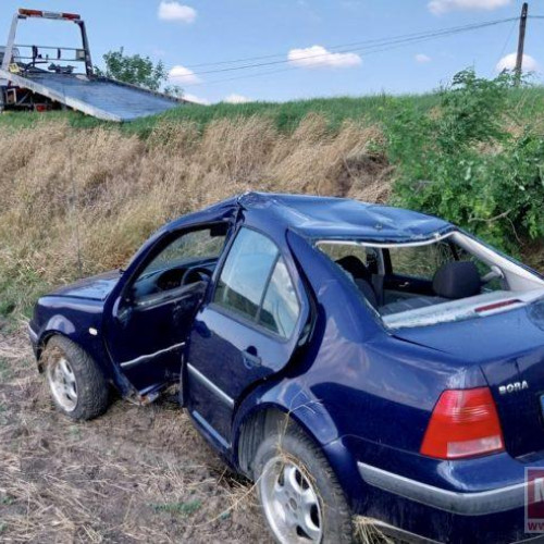 Accident grav în apropierea localității Ștefănești: o șoferiță și copiii săi la spital