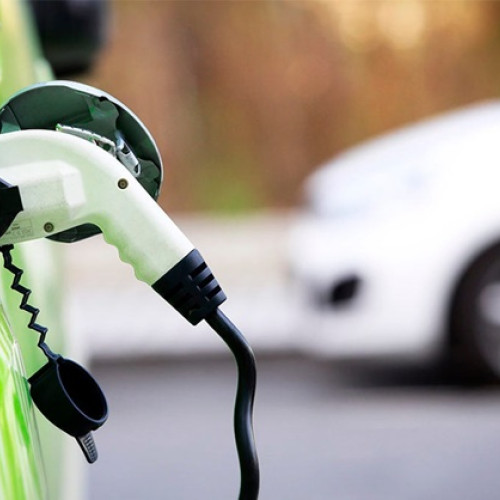 Creșterea vânzărilor globale de vehicule electrice în iulie