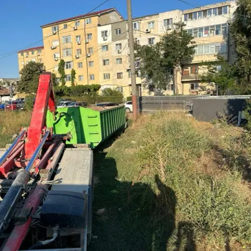 Ghid pentru depozitarea deșeurilor în bene