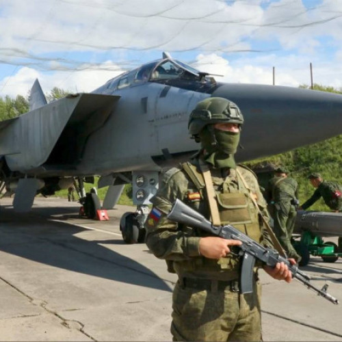 Racheta R-33 a Rusiei: o relicvă a Războiului Rece revine în prim-plan