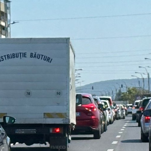 Circulația pe podul de la Șerbanești devine tot mai dificilă pentru șoferi