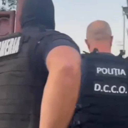 Un student sudanez, implicat într-o rețea de trafic de migranți, trimis în judecată de DIICOT Alba Iulia