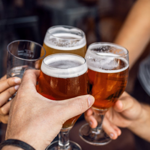 Ministerul german al sănătății propune interzicerea consumului de alcool pentru tinerii sub 18 ani