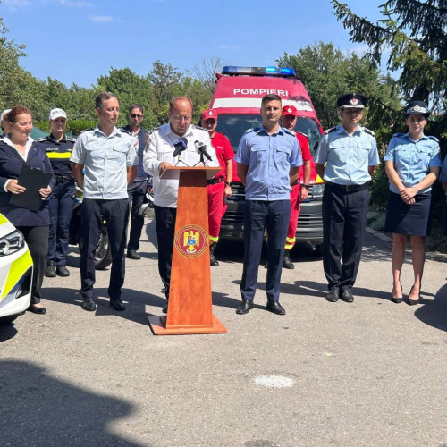 Peste 200 de polițiști din Dâmbovița vor asigura ordine și siguranță în minivacanța Adormirii Maicii Domnului