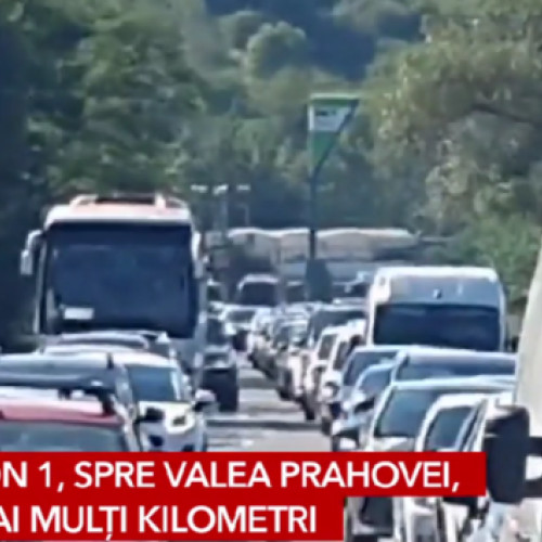 Trafic aglomerat pe DN1 spre Valea Prahovei