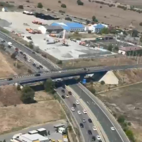 Trafic intens pe drumurile către destinațiile turistice